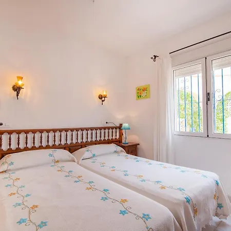 Margarita Villa *